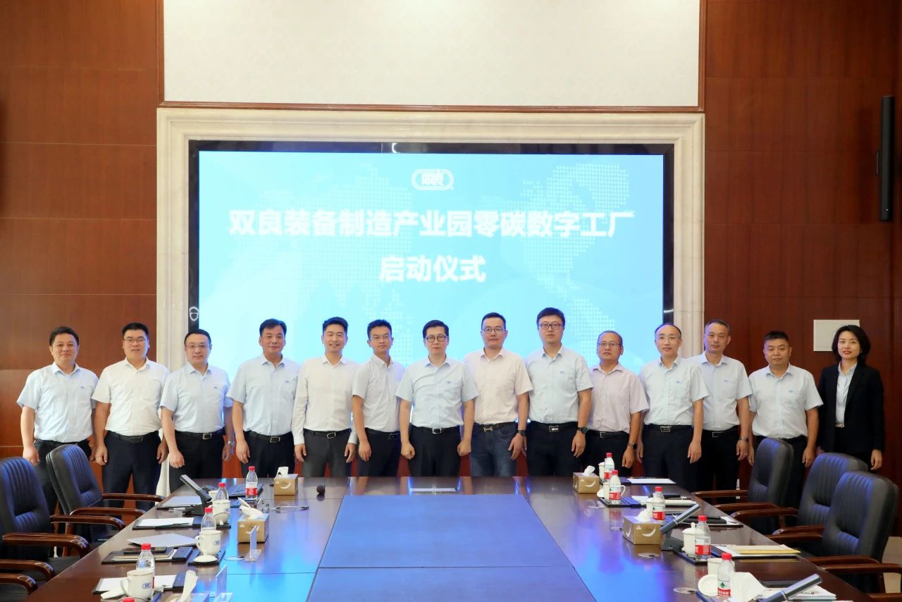828封面.jpg